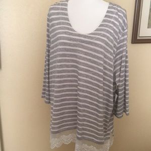 Gray and white tunic top